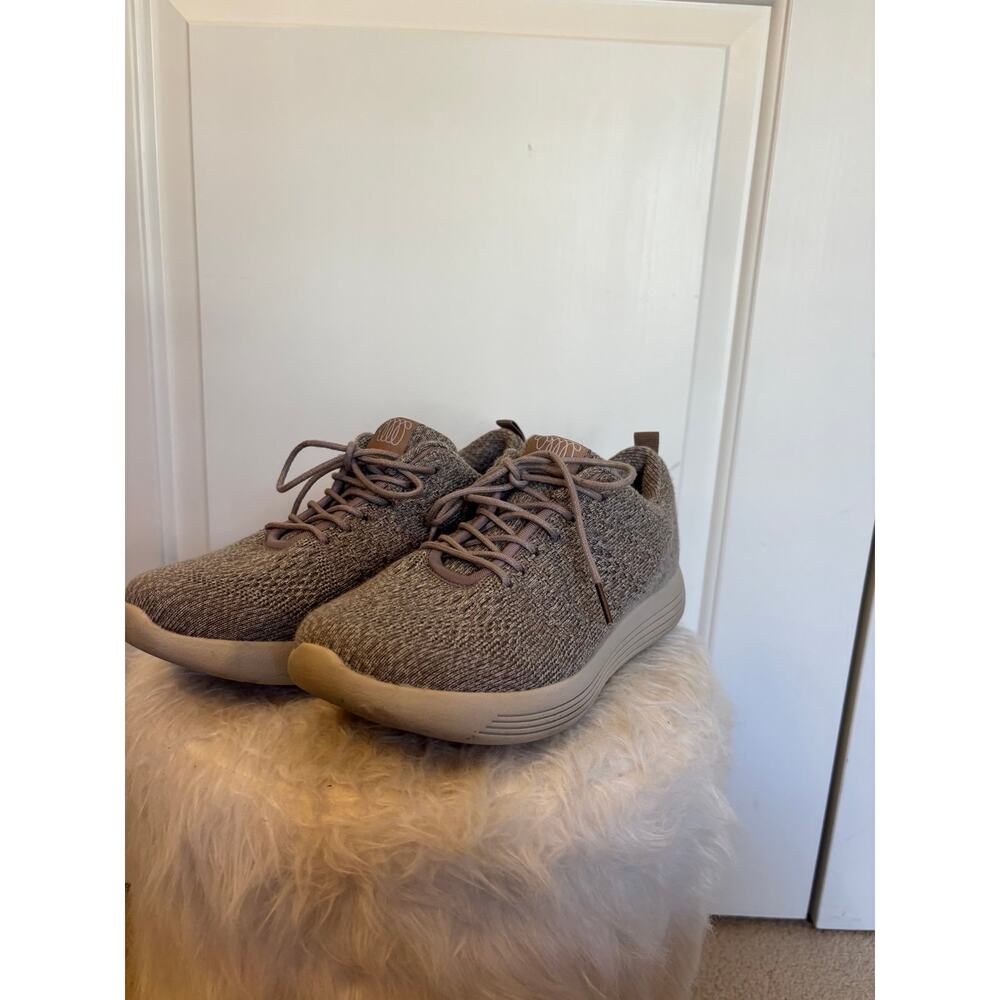 Woolloomooloo Coogee Merino Wool sneakers in light beige size Women's 8.5 or 39